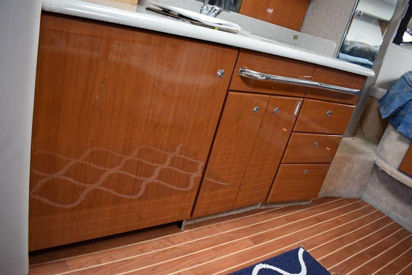 Buy a yacht Commission Based - Formula Boats