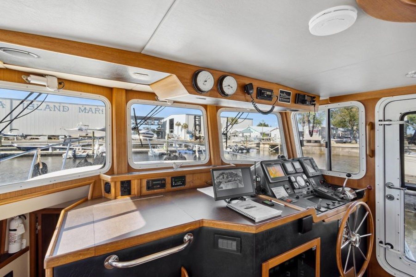 best yacht sales deals 2003 American Tug 34 36