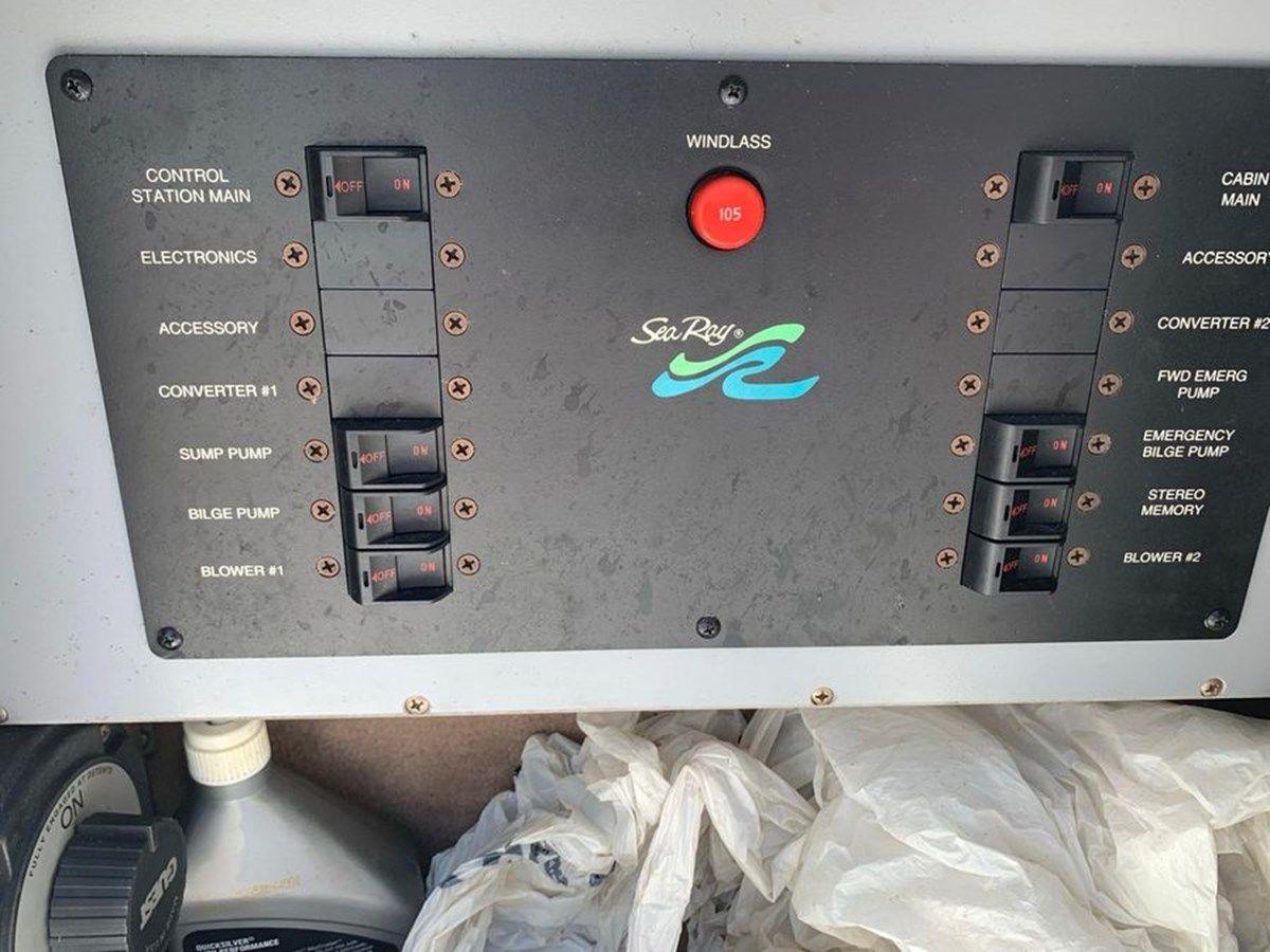 the best price on 1997 Sea Ray 290 Sundancer 290 Sundancer