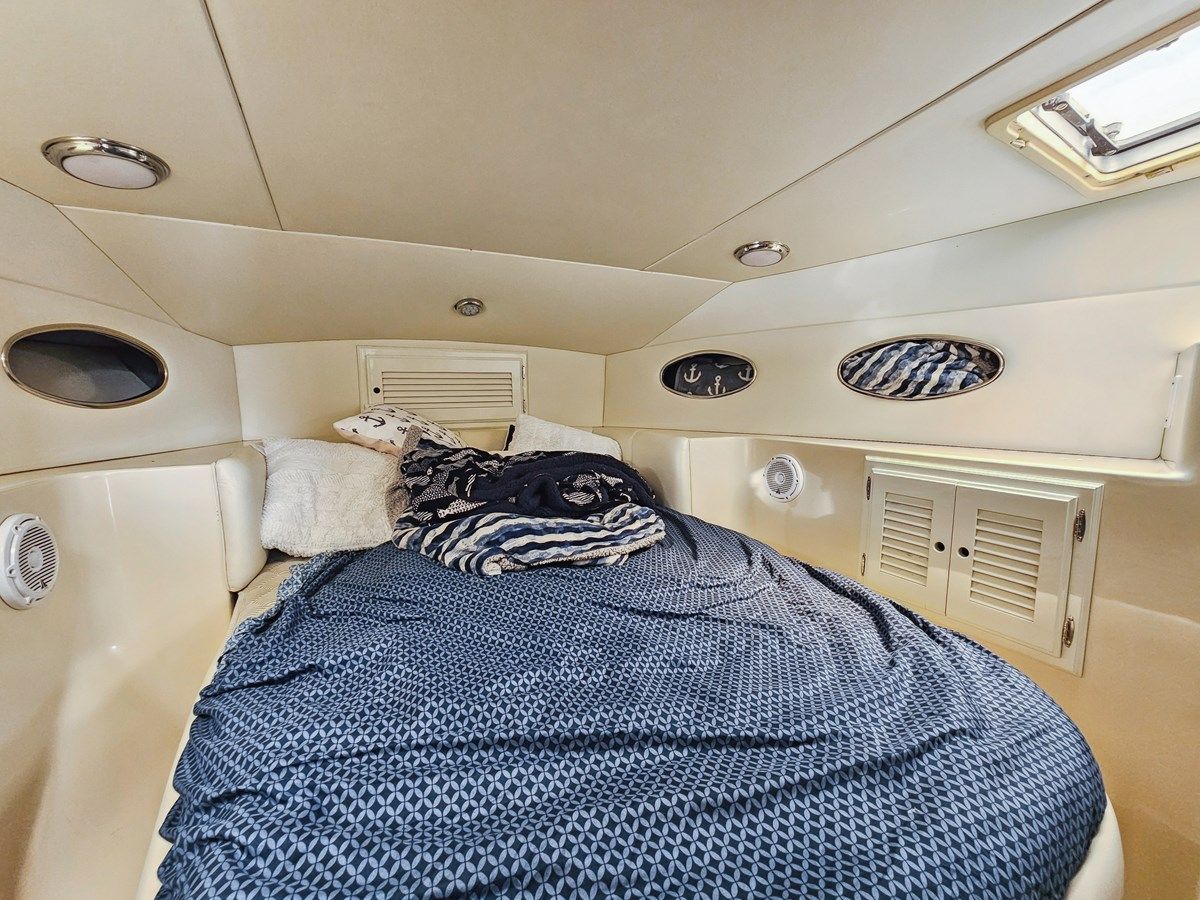 Продажа яхты -