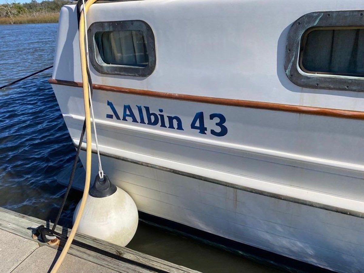 1990 Albin 43 Sundeck Trawler - ALBIN