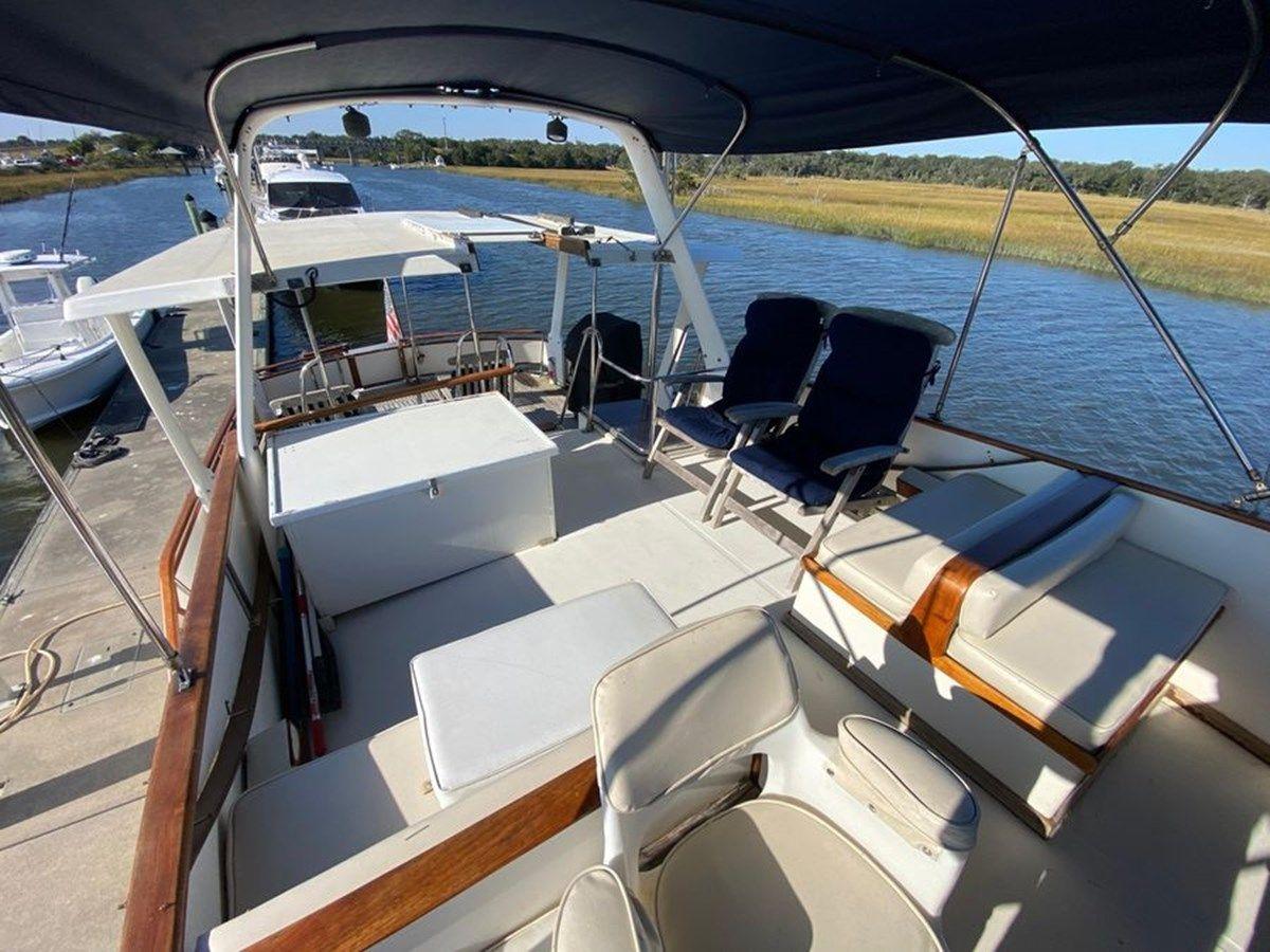 Buy a 1990 Albin 43 Sundeck Trawler - ALBIN at Shestakov Yacht Sales
