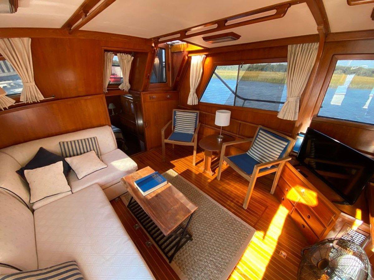 1990 Albin 43 Sundeck Trawler 43