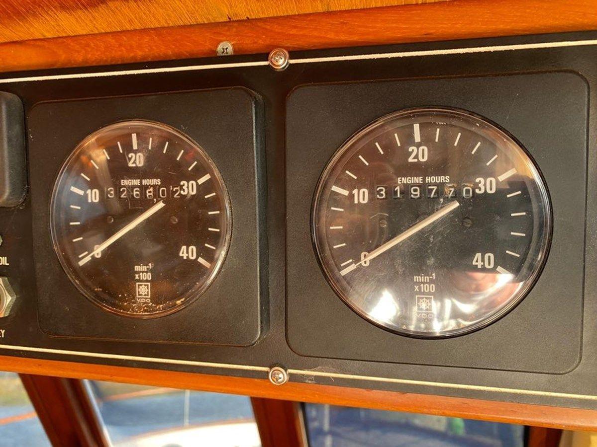 best yacht sales deals 1990 Albin 43 Sundeck Trawler