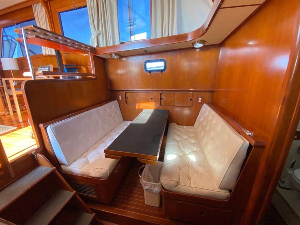 the best price on 1990 Albin 43 Sundeck Trawler 43