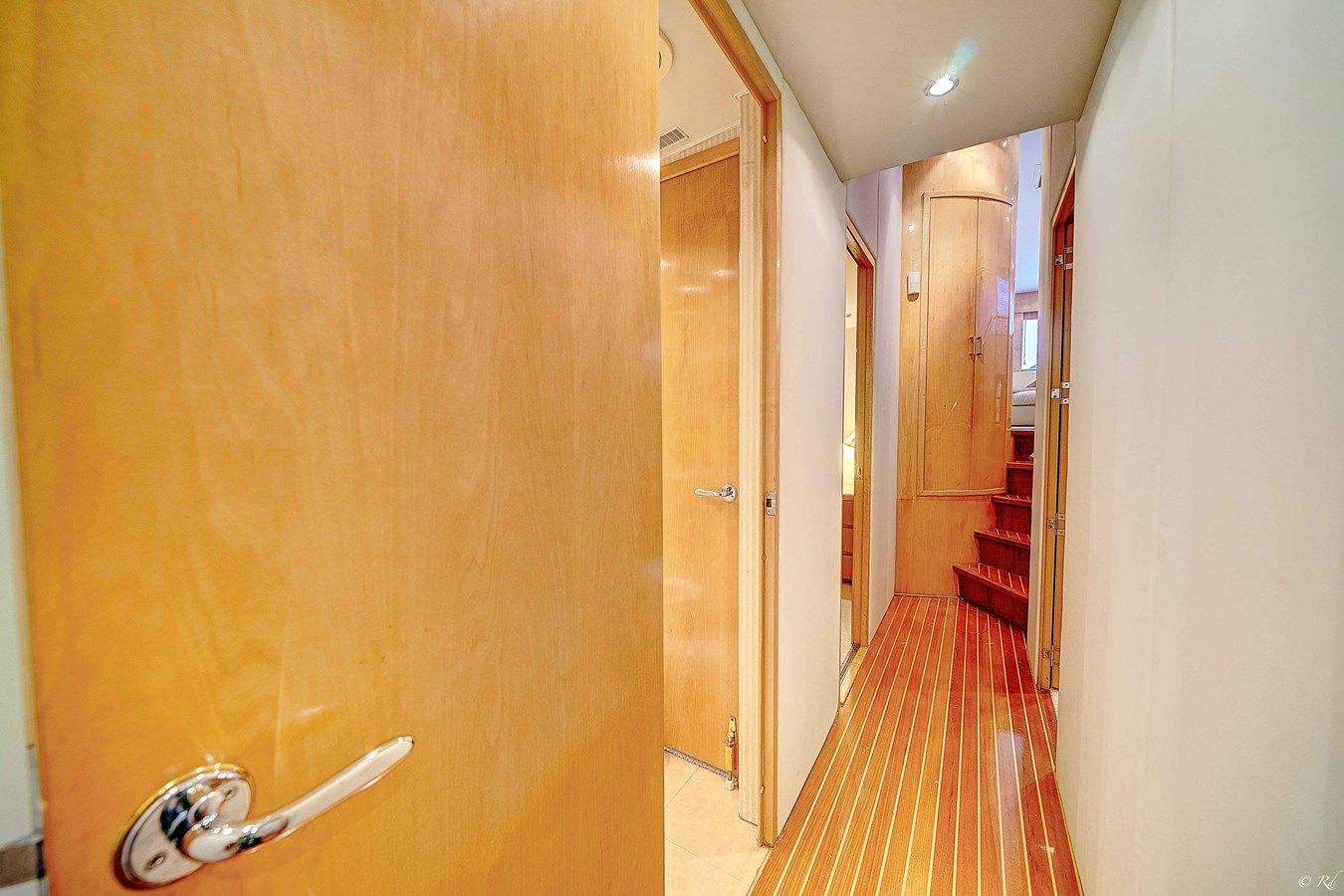 Buy a yacht Five Star 60 Convertible