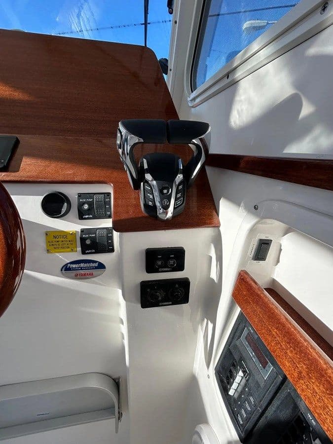 best yacht sales deals 2024 Northcoast 315 HT - New Bern NC - NORTH COAST YACHTS