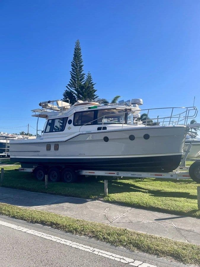 2026 Ranger Tugs R-29 CB Luxury Edition - Jensen Beach, FL
