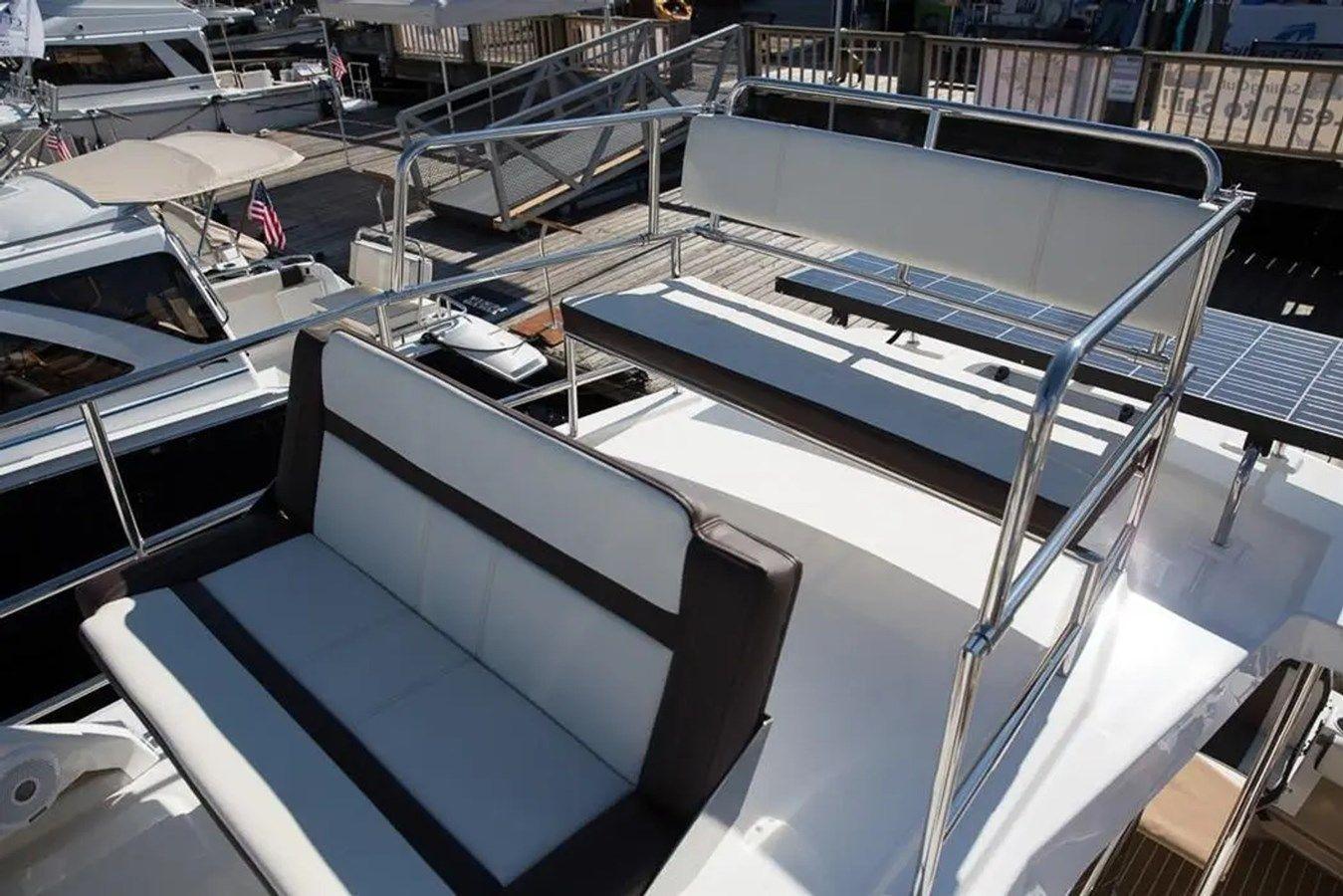 Buy a yacht 2026 Ranger Tugs R-29 CB Luxury Edition - Jensen Beach, FL R-29 CB