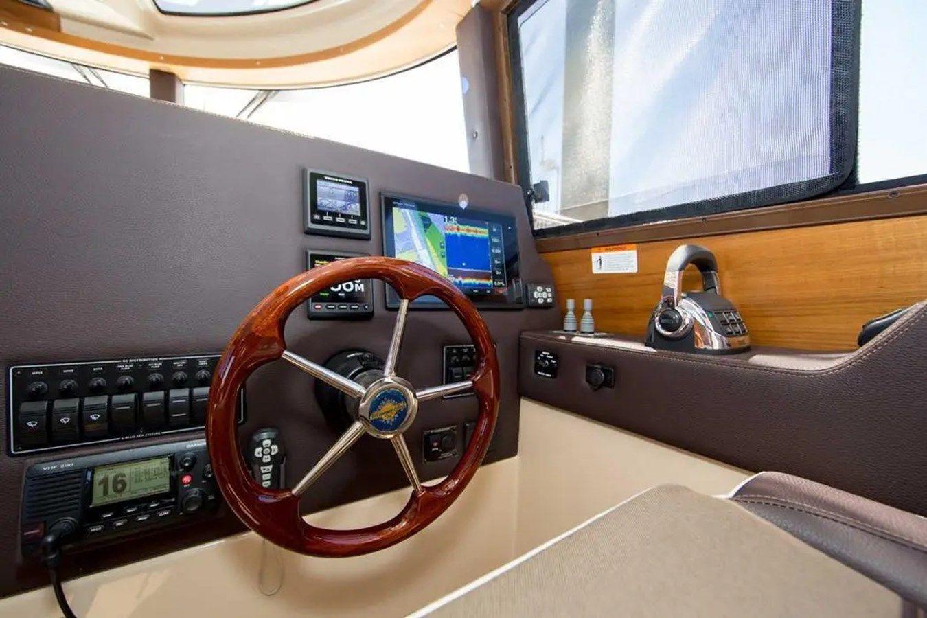 2026 Ranger Tugs R-29 CB Luxury Edition - Jensen Beach, FL yacht sale