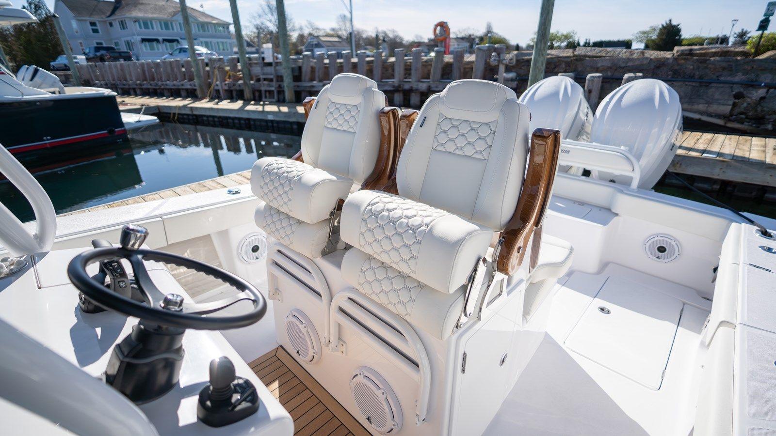 Buy a yacht Jupiter 32 2024