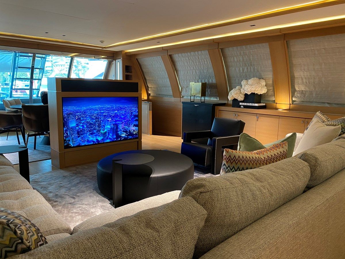 Buy a yacht ESCAPE - PALMER JOHNSON