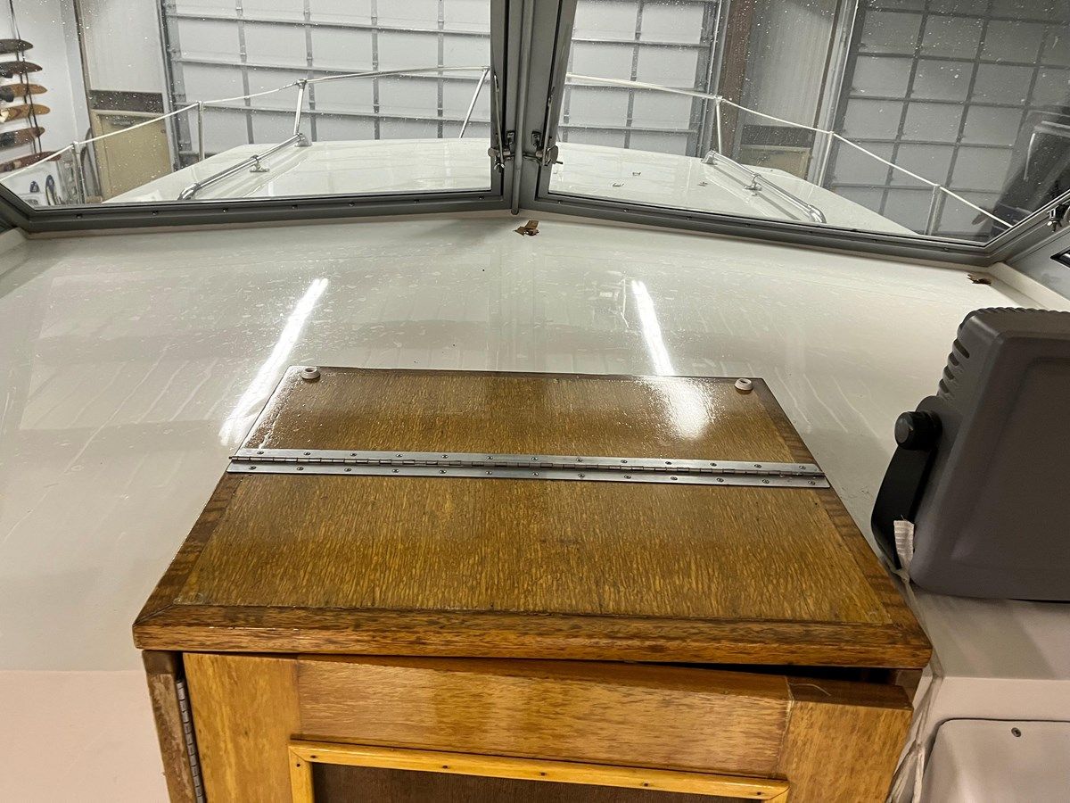 1968 Hatteras Cruiser - Hatteras yacht sale