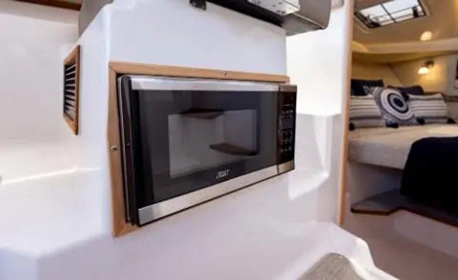 Купить 2025 Cutwater 248 - New Bern, NC 248 Coupe