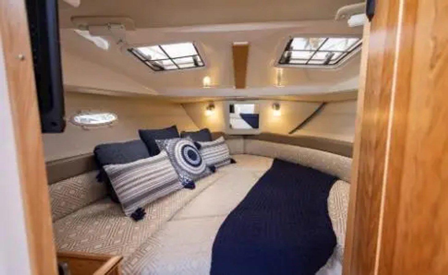 Купить яхту 2025 Cutwater 248 - New Bern, NC 2025 в Shestakov Yacht Sales