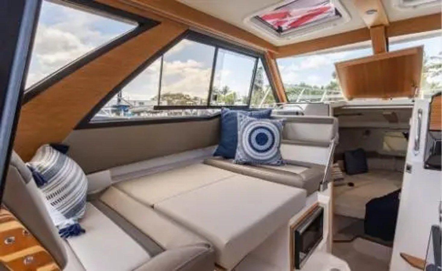 Стоимость яхты 2025 Cutwater 248 - New Bern, NC - CUTWATER