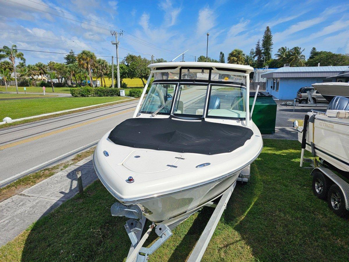 Купить яхту 2013 Pursuit 265 Dual Console 265 Dual Console в Shestakov Yacht Sales