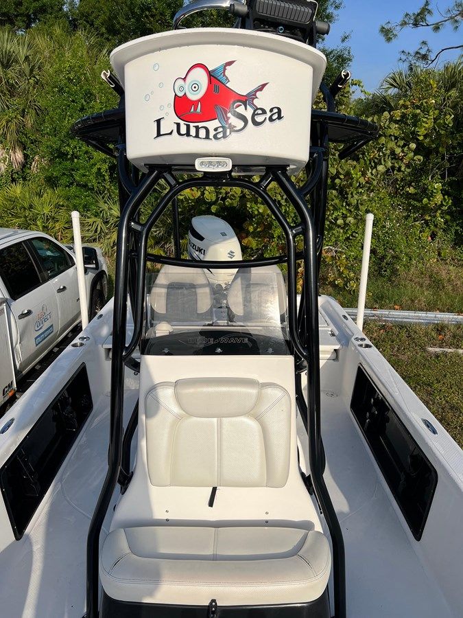 Buy a LUNA SEA 24 at Shestakov Yacht Sales