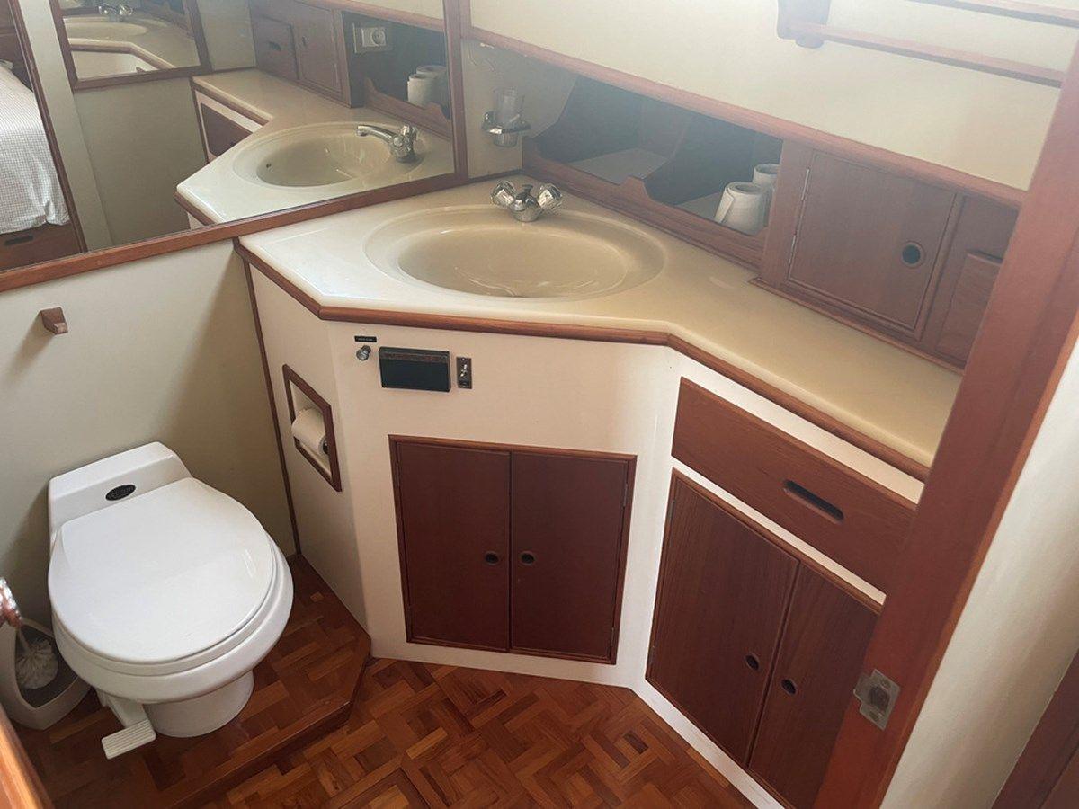 Стоимость яхты Margara - GRAND BANKS MARINE