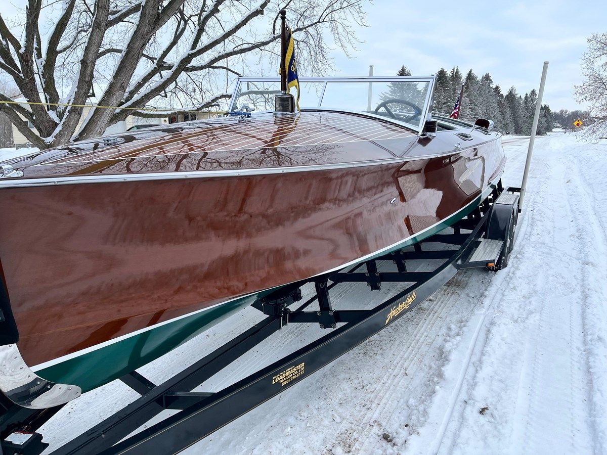 Buy a 1932 Hacker-Craft Triple cockpit Triple cockpit at Shestakov Yacht Sales