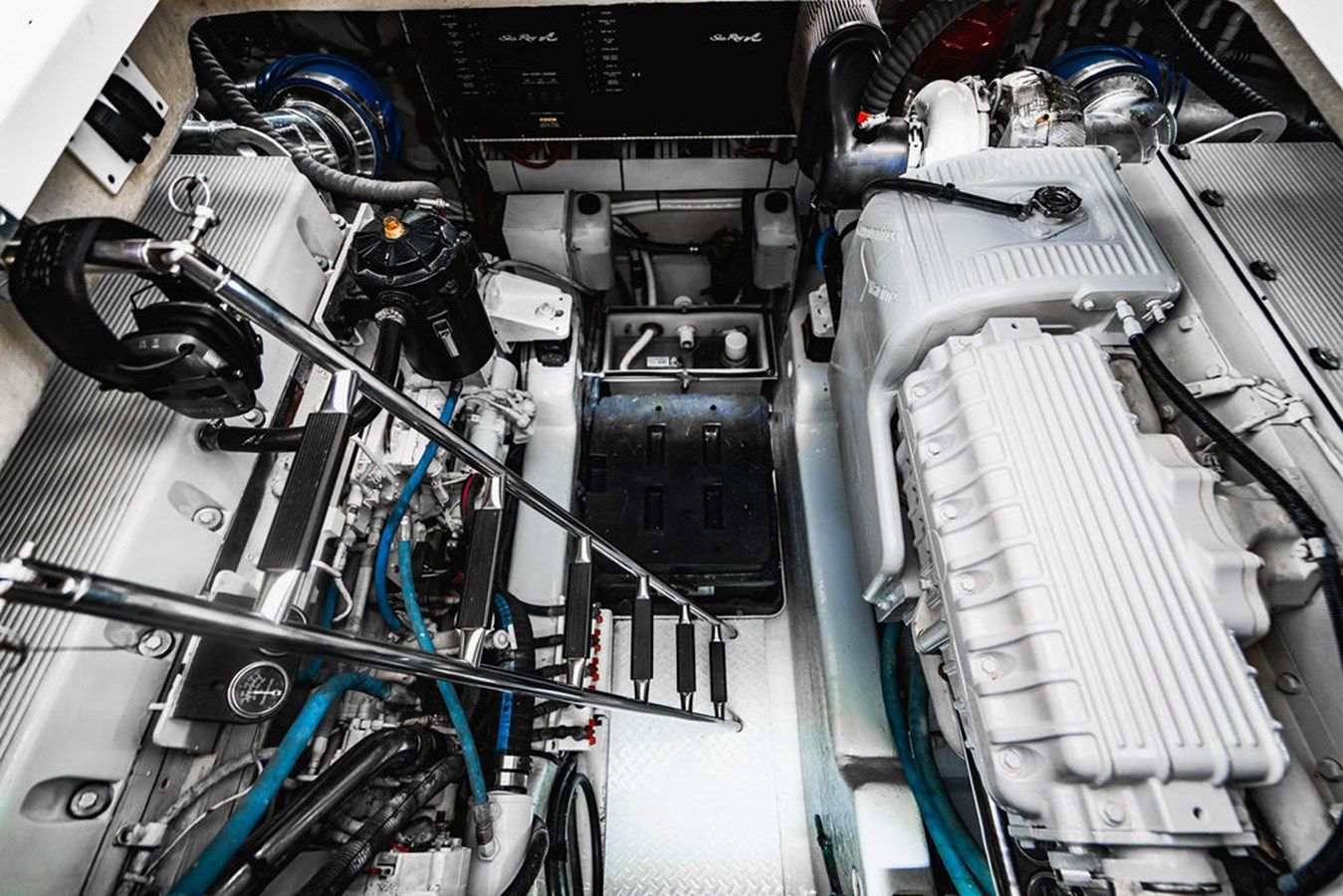 the best price on Elusive - SEA RAY