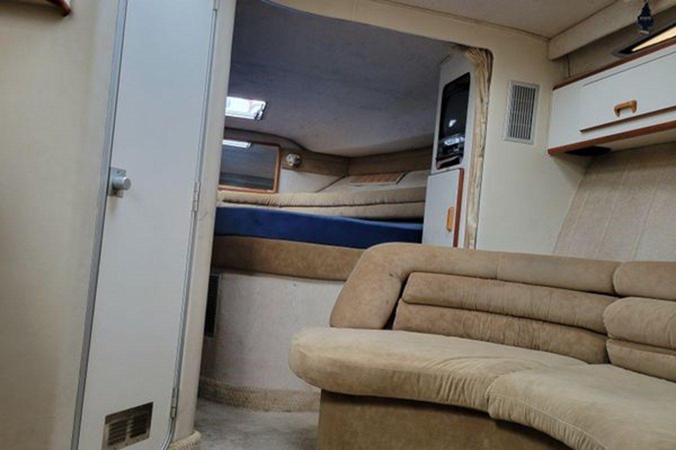 Buy a yacht Habit Forming II 1990