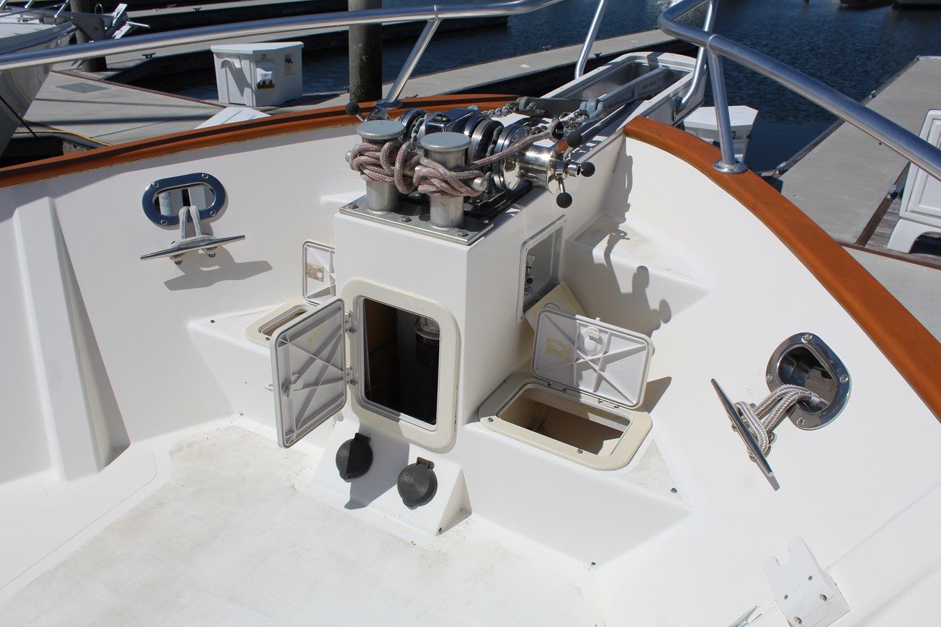 the best price on RED OCTOBER - CHERUBINI