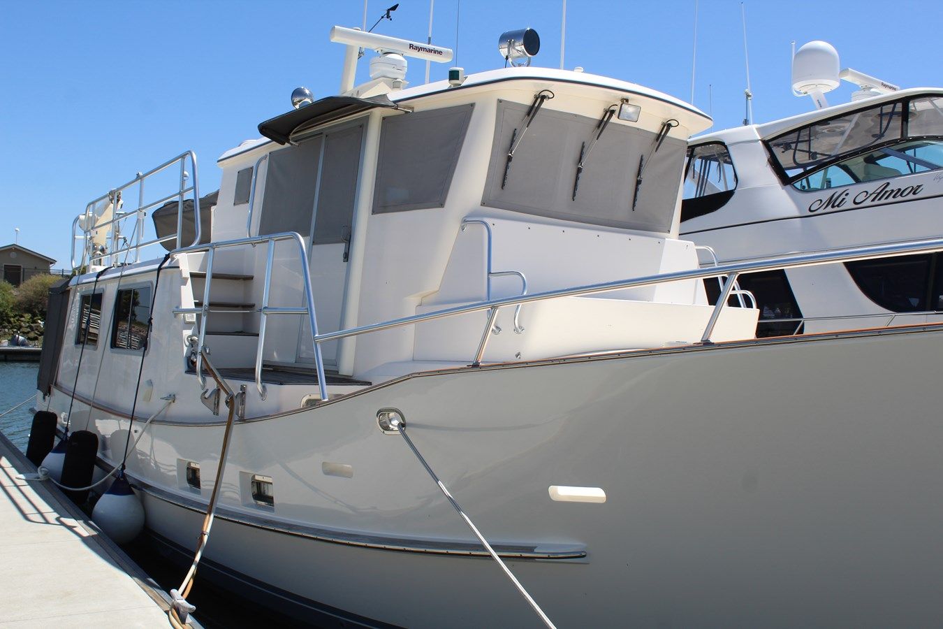 the best price on RED OCTOBER Cherubini Independence