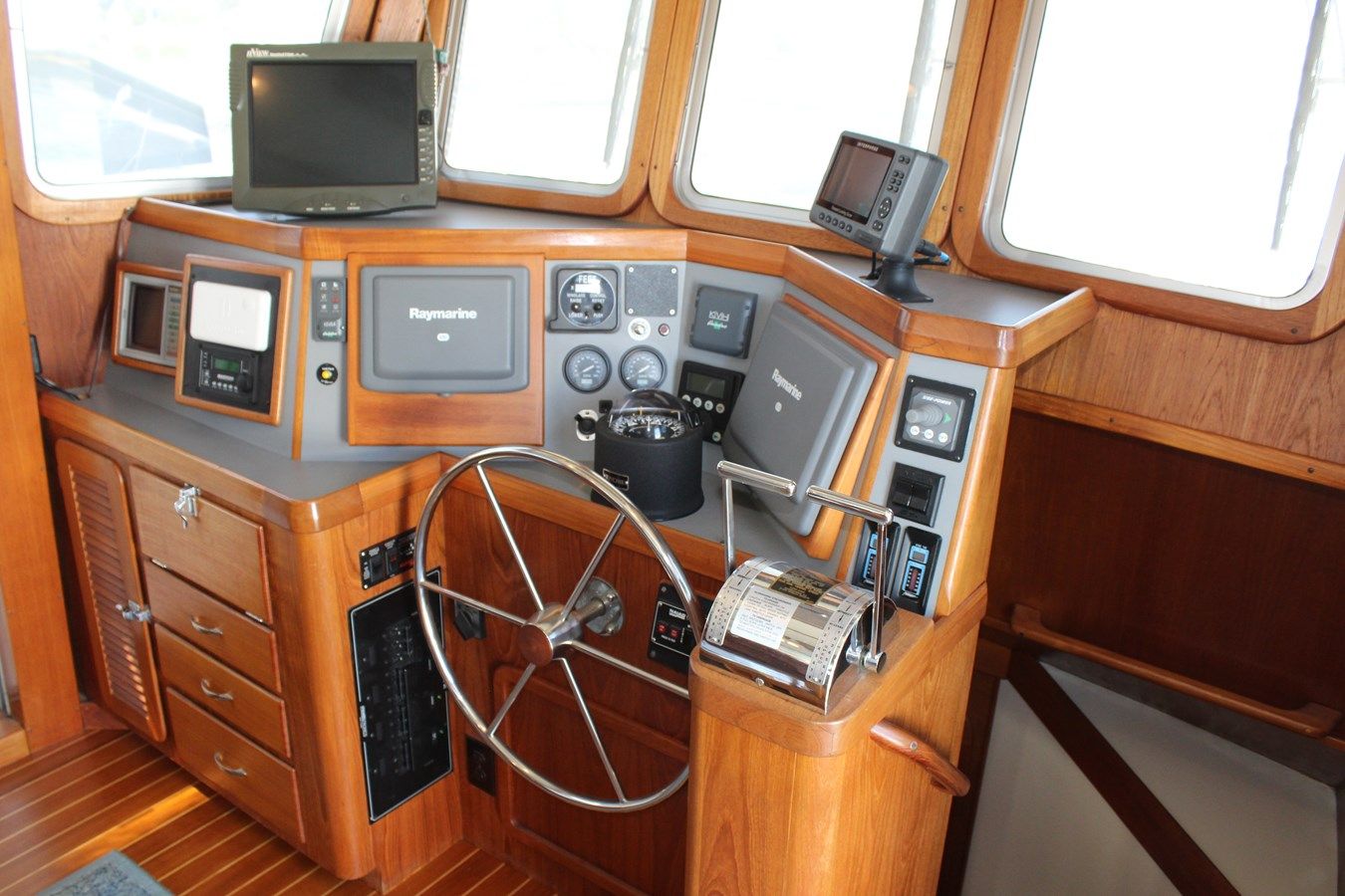 RED OCTOBER - CHERUBINI