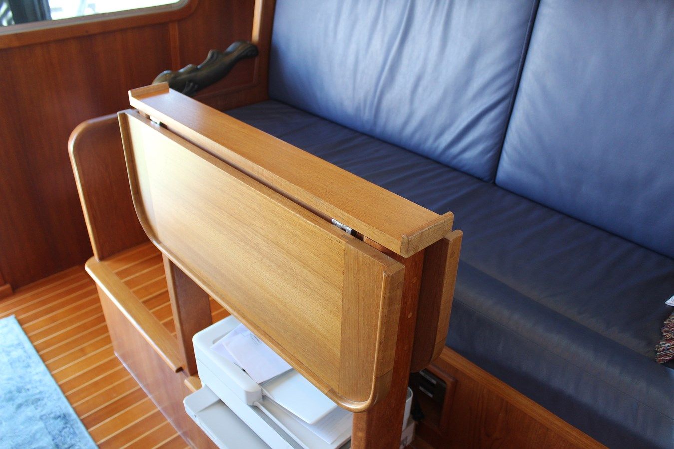 Buy a yacht RED OCTOBER