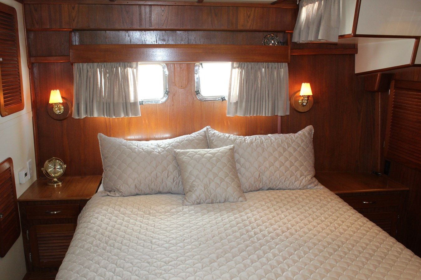 RED OCTOBER - CHERUBINI yacht sale