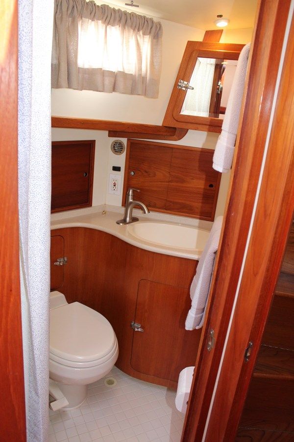 Buy a yacht RED OCTOBER