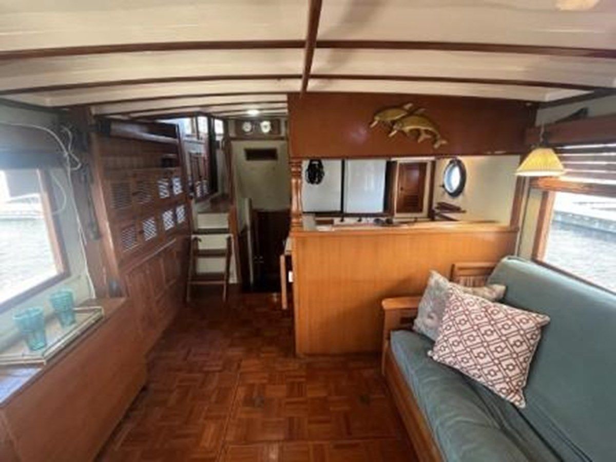 Buy a ANNA MARIE at Shestakov Yacht Sales