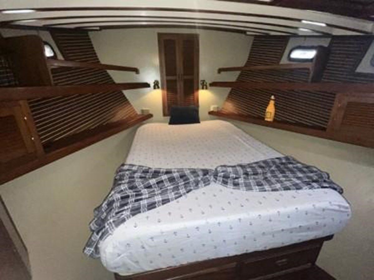 Buy a yacht ANNA MARIE 1987