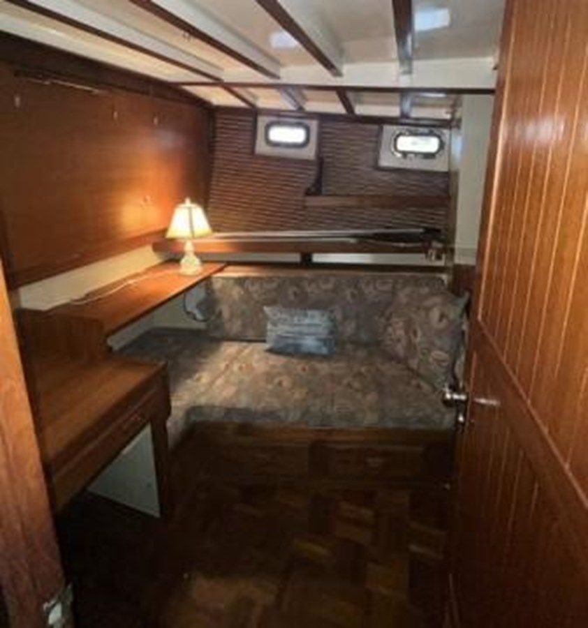 the best price on ANNA MARIE