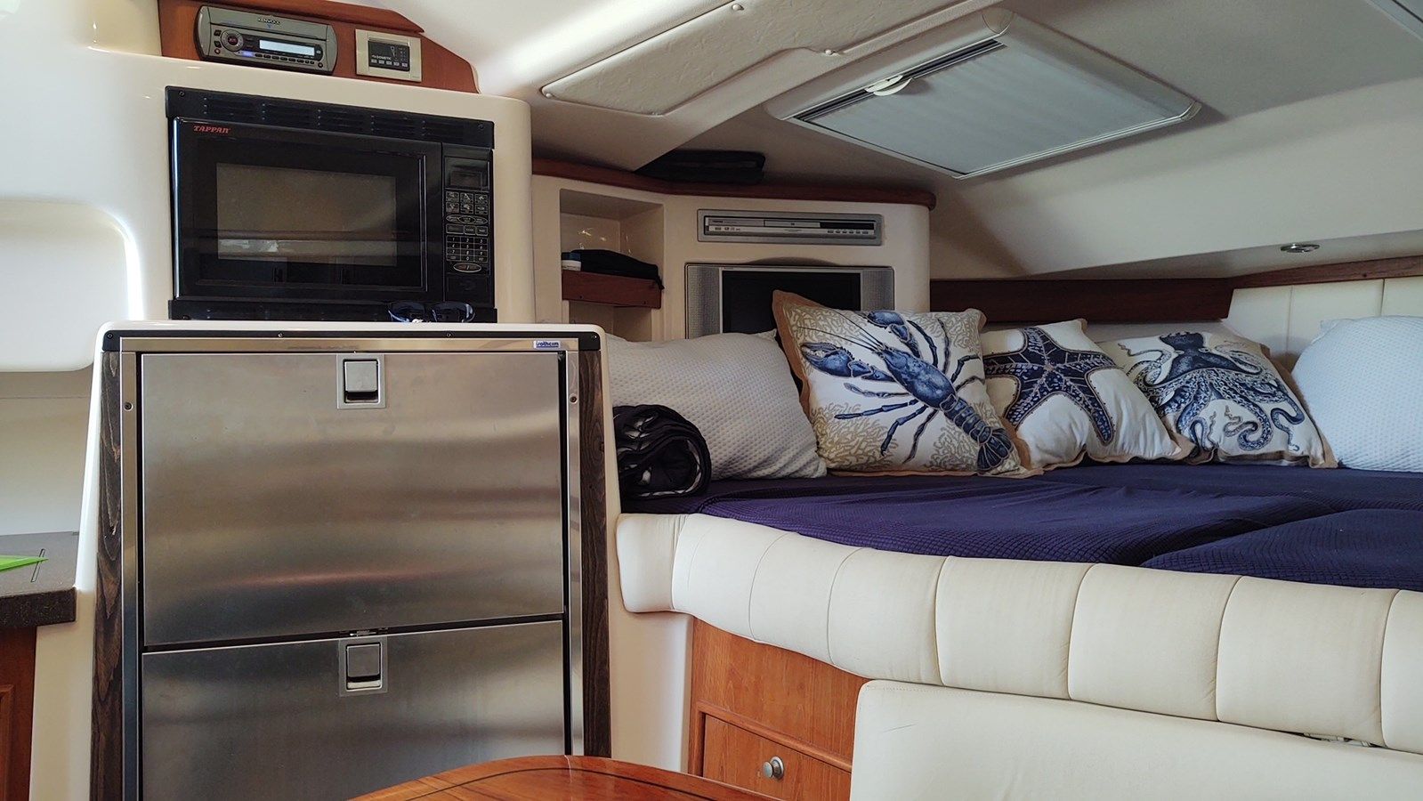 Купить яхту - 2006 в Shestakov Yacht Sales