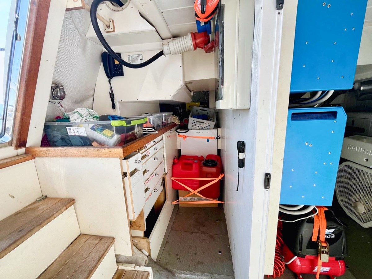 Buy a ANNAMIA at Shestakov Yacht Sales