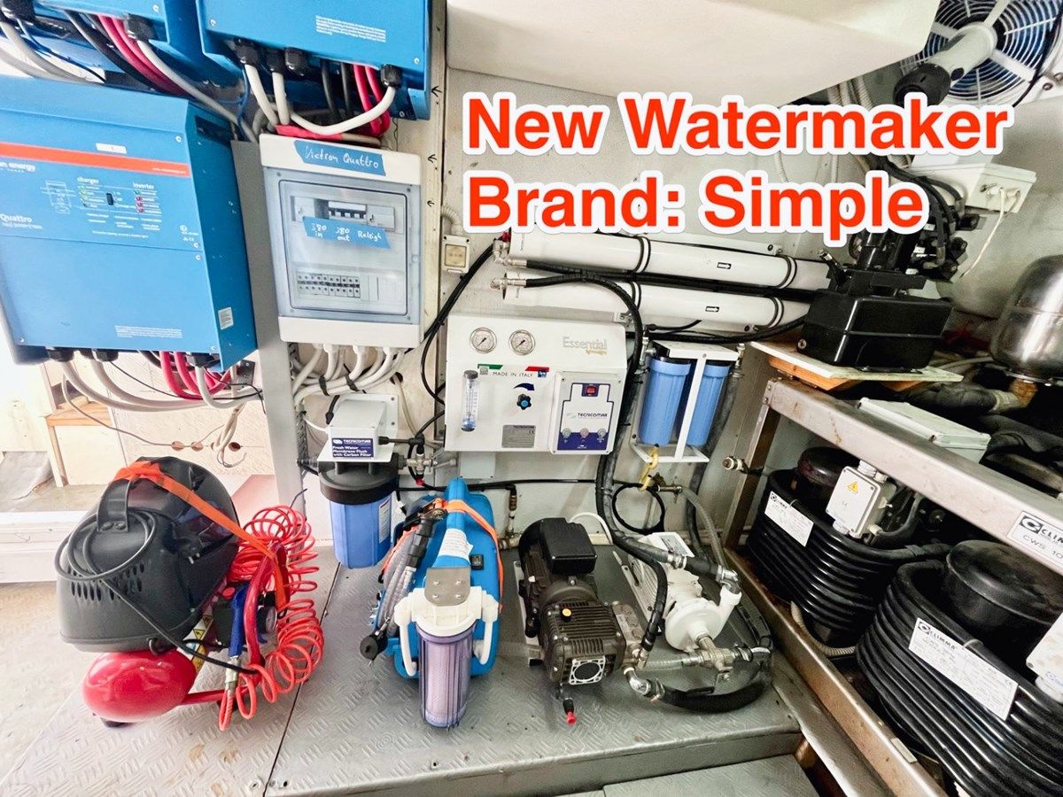 Buy a ANNAMIA 85 at Shestakov Yacht Sales