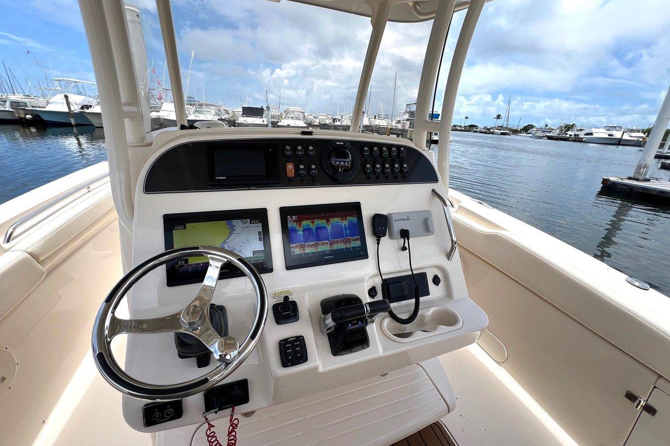 Canyon 306 - GRADY-WHITE