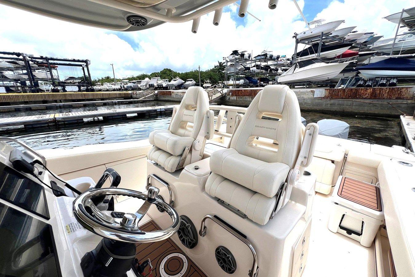 best yacht sales deals Canyon 306
