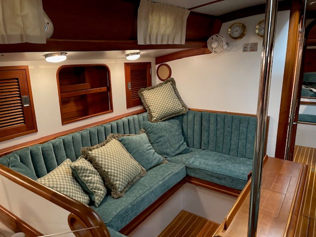 Продажа яхты TRILLIUM - Hinckley