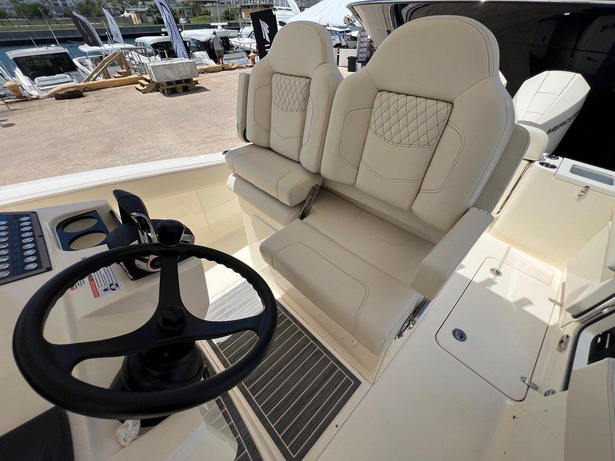 the best price on No Name 27