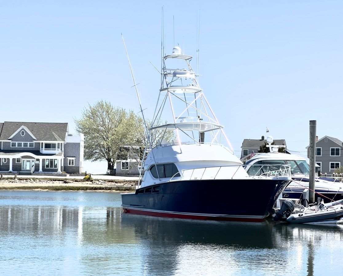 Продажа яхты Otra Vez - Hatteras