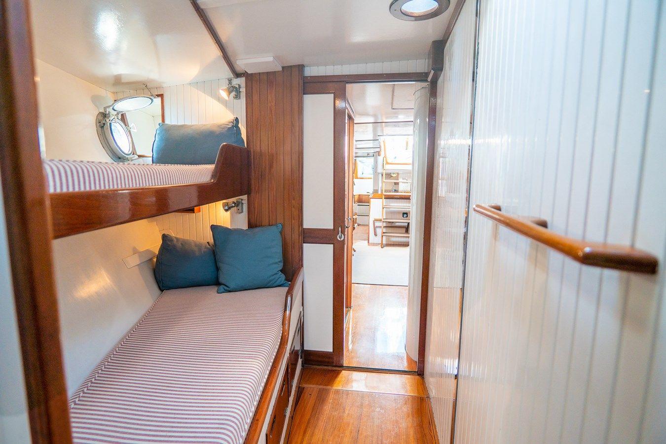 the best price on PIAFFE 71