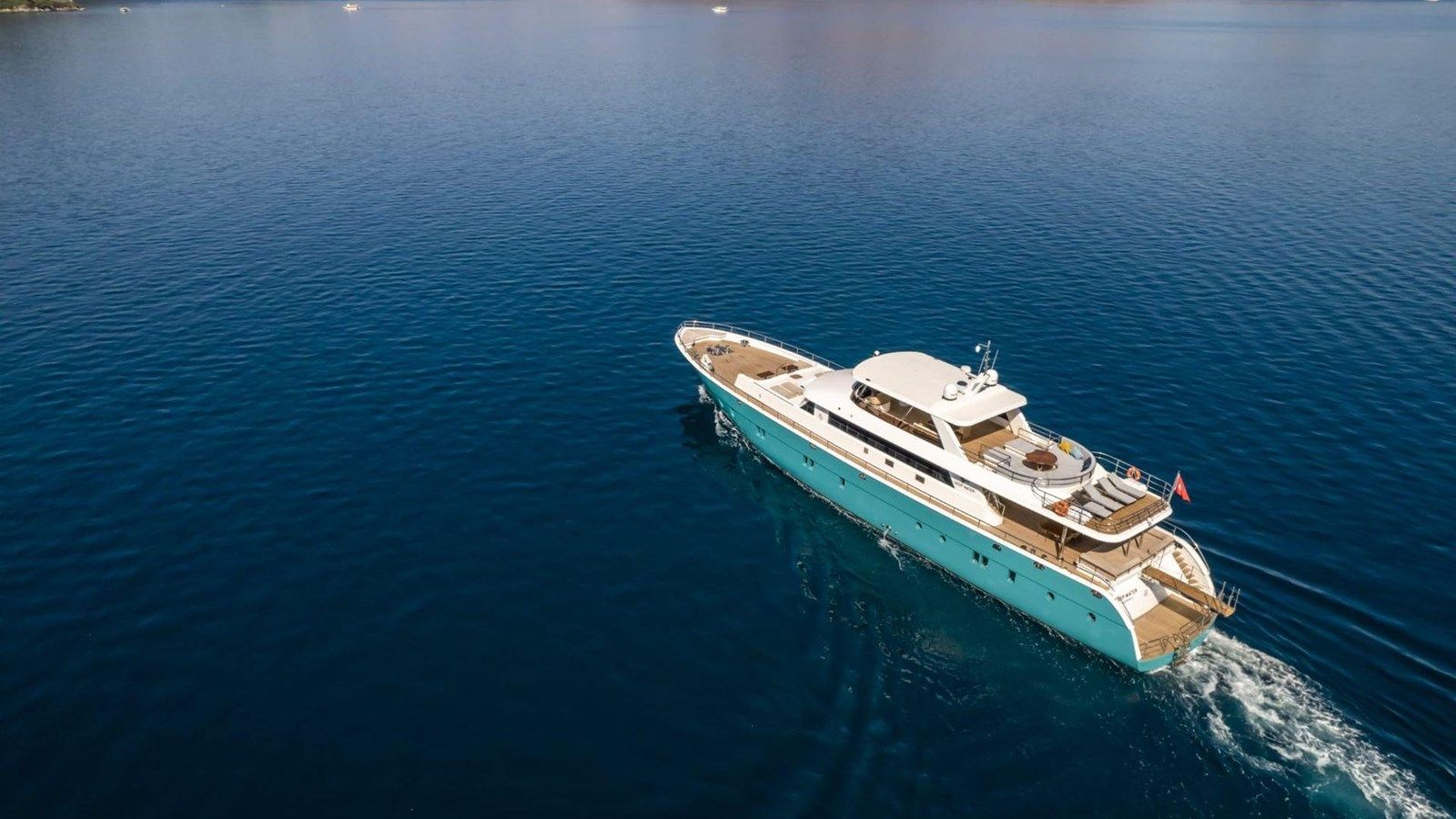 the best price on 39,1 M CUSTOM BUILD MOTOR YACHT - CUSTOM