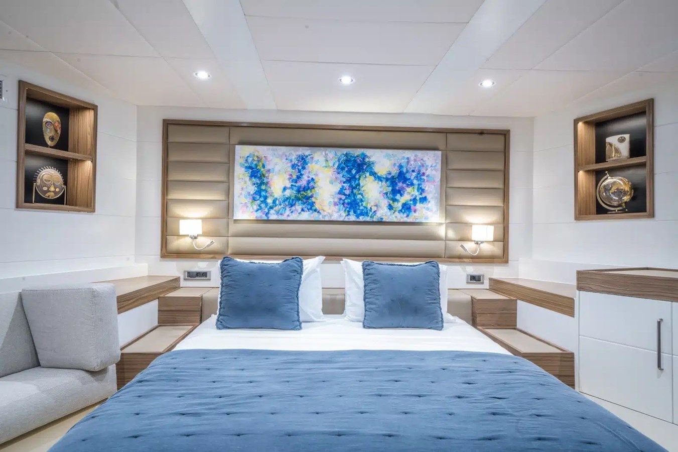 Buy a yacht 39,1 M CUSTOM BUILD MOTOR YACHT - CUSTOM