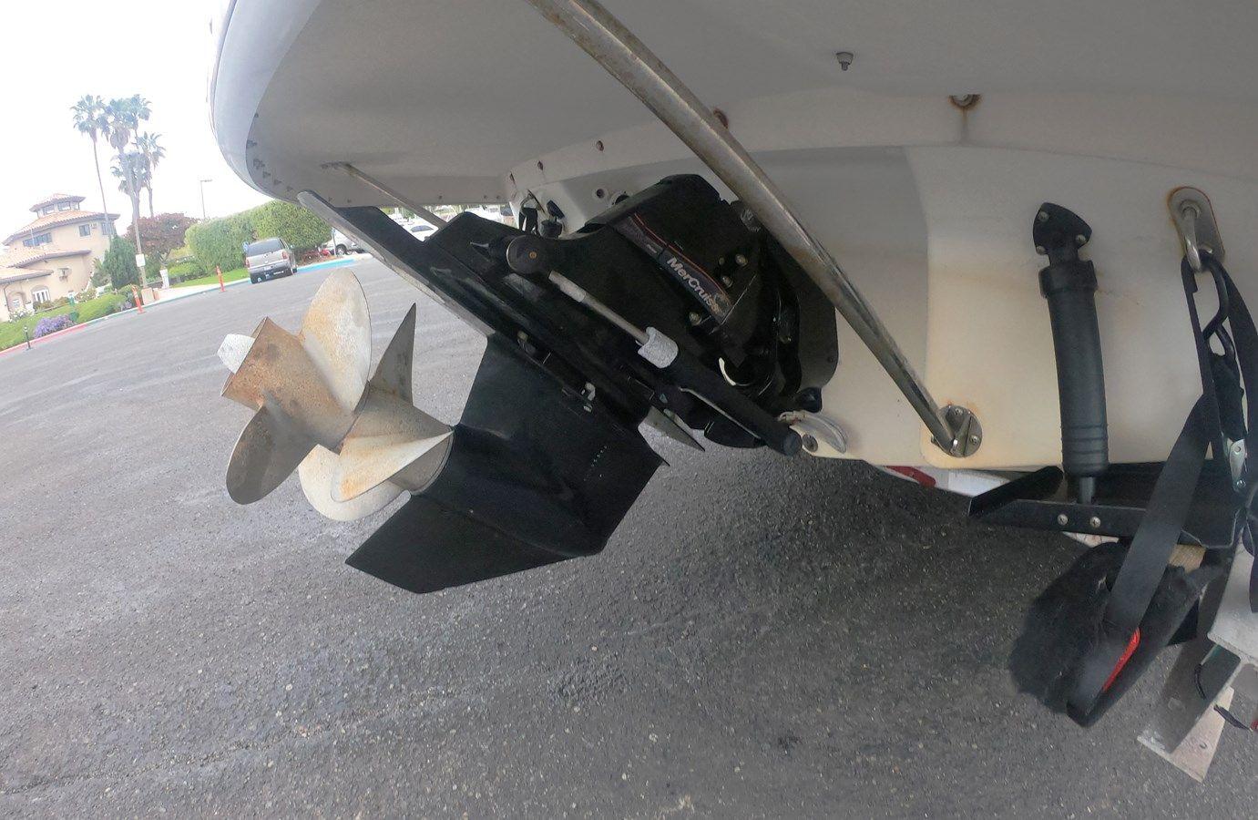 best yacht sales deals C Worth E 26 Bow Rider 2005