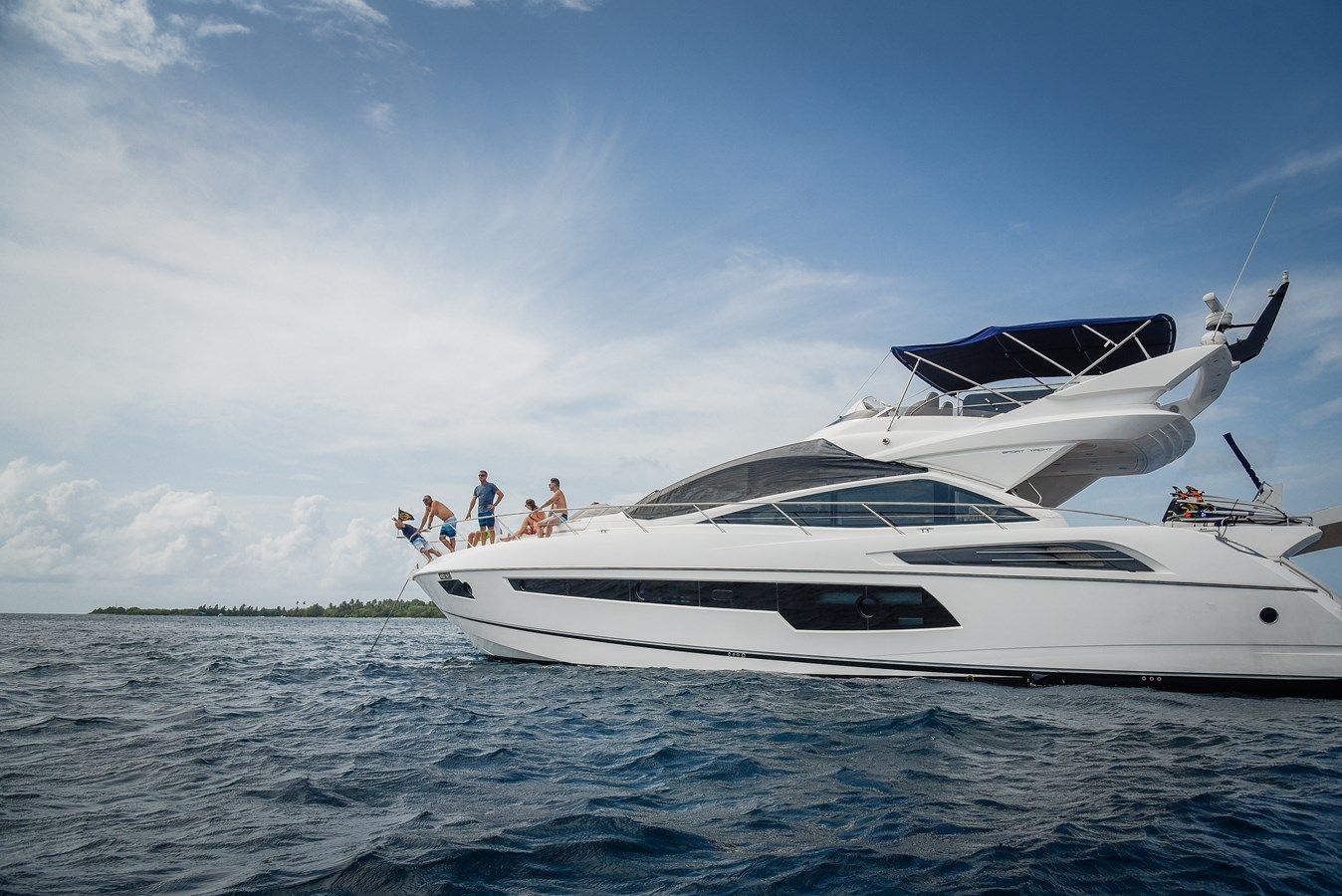 Buy a Escape - Sunseeker at Shestakov Yacht Sales