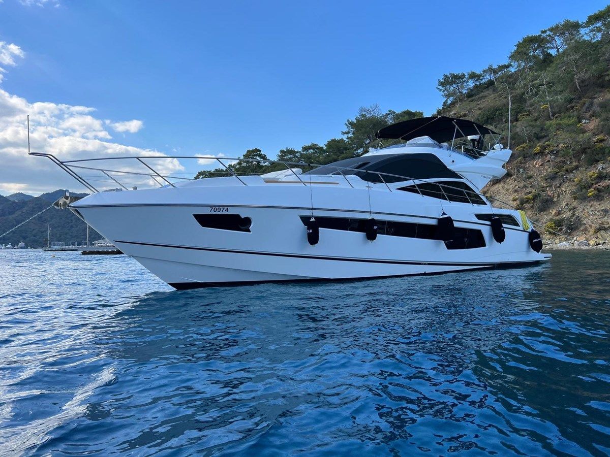 Escape 68 Sport Yacht price