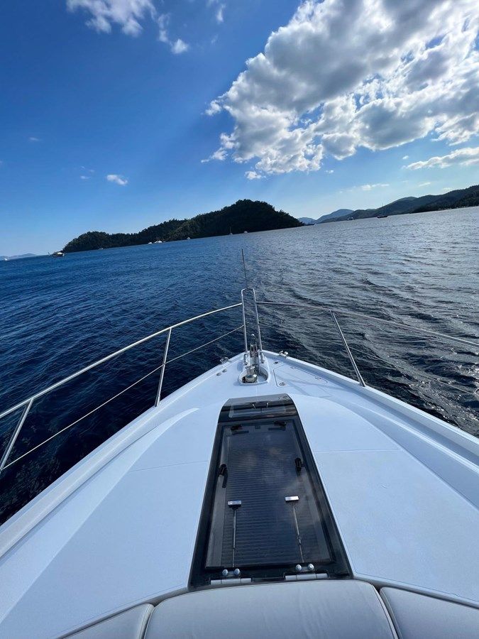 best yacht sales deals Escape 68 Sport Yacht